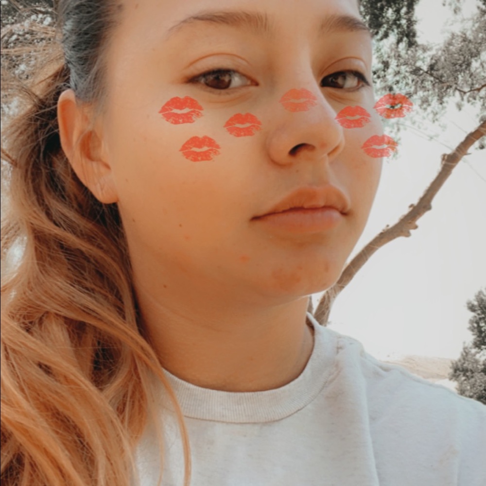 Meet your Posher, Yasmin